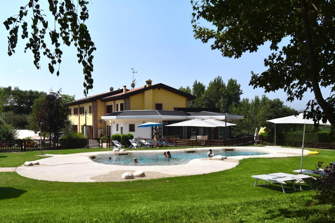 Agriturismo B&B Corte Tonolli Valeggio sul Mincio Ngoại thất bức ảnh