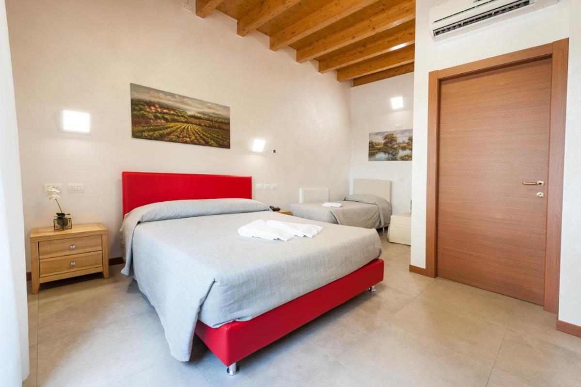 Agriturismo B&B Corte Tonolli Valeggio sul Mincio Ngoại thất bức ảnh