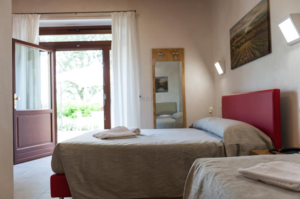 Agriturismo B&B Corte Tonolli Valeggio sul Mincio Phòng bức ảnh